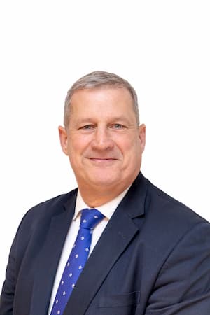Headshot of Colin Taylor