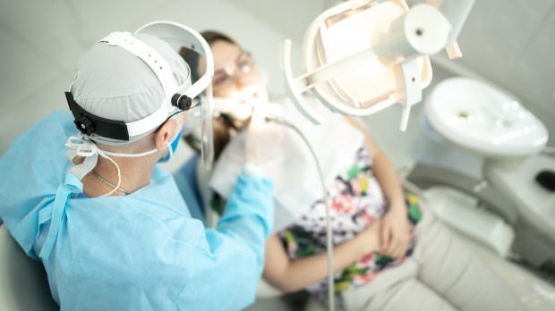 dentist 2